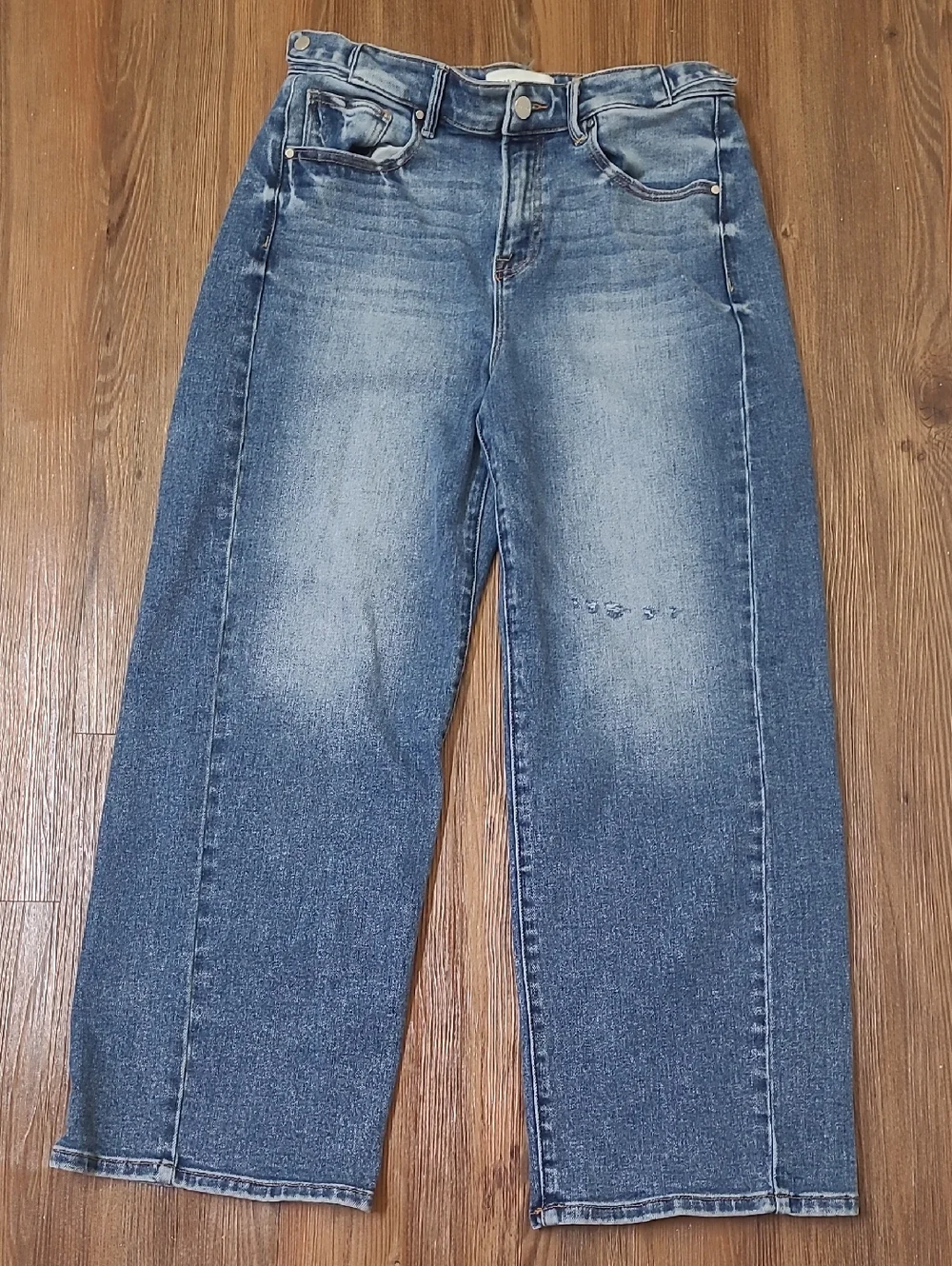 RISEN Straight Leg High-Rise Jeans in Distressed Blue61%cotton used good.9/29.